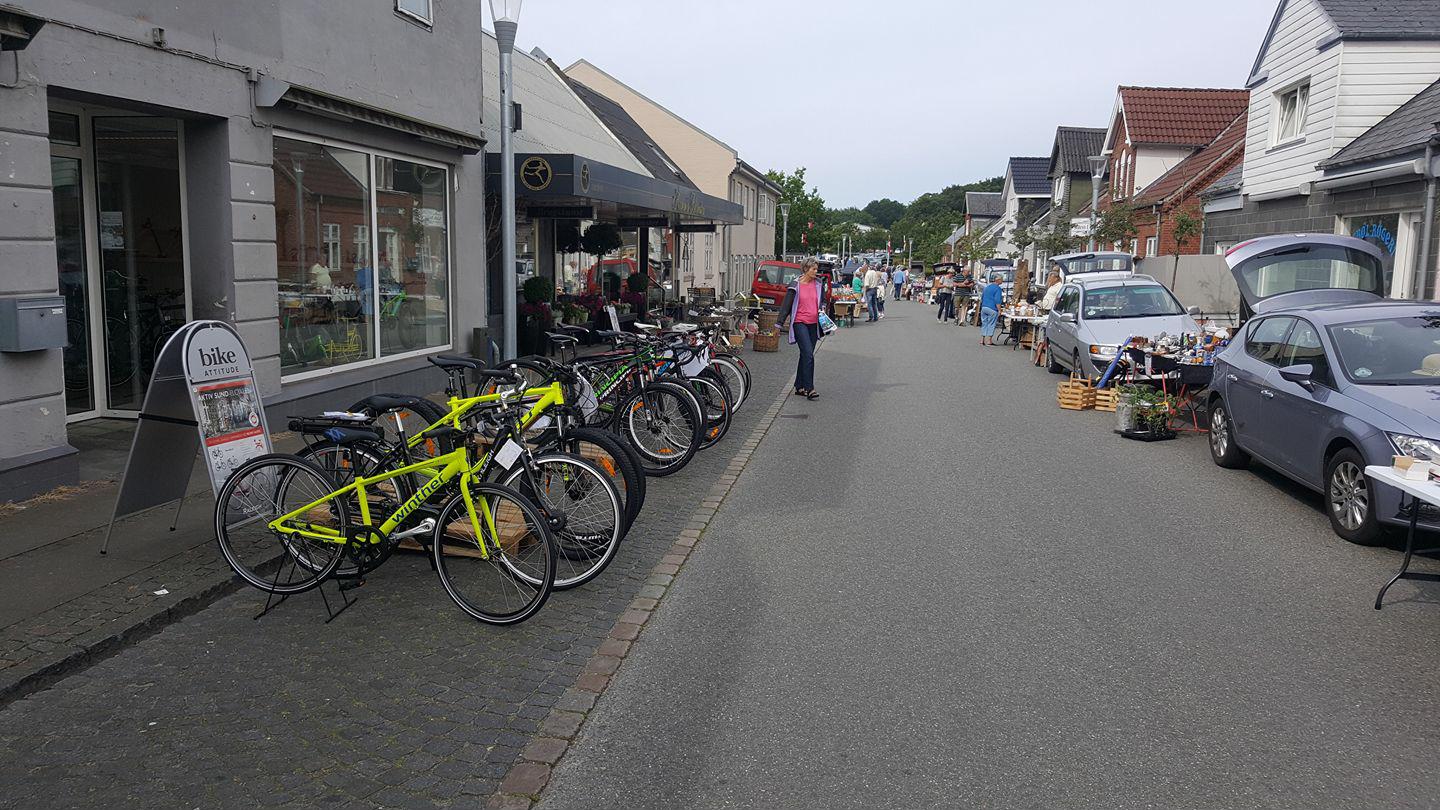 Oksbøl Cykler | Planlæg dit i Oksbøl med Discover